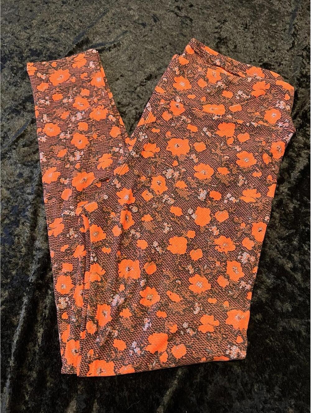 LuLaRoe Leggings Tall & Curvy TC Floral Colorful Pattern Coral High Rise NWOT